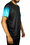 CAMISETA FINTA DEGRADE RAGLAN - MASCULINA